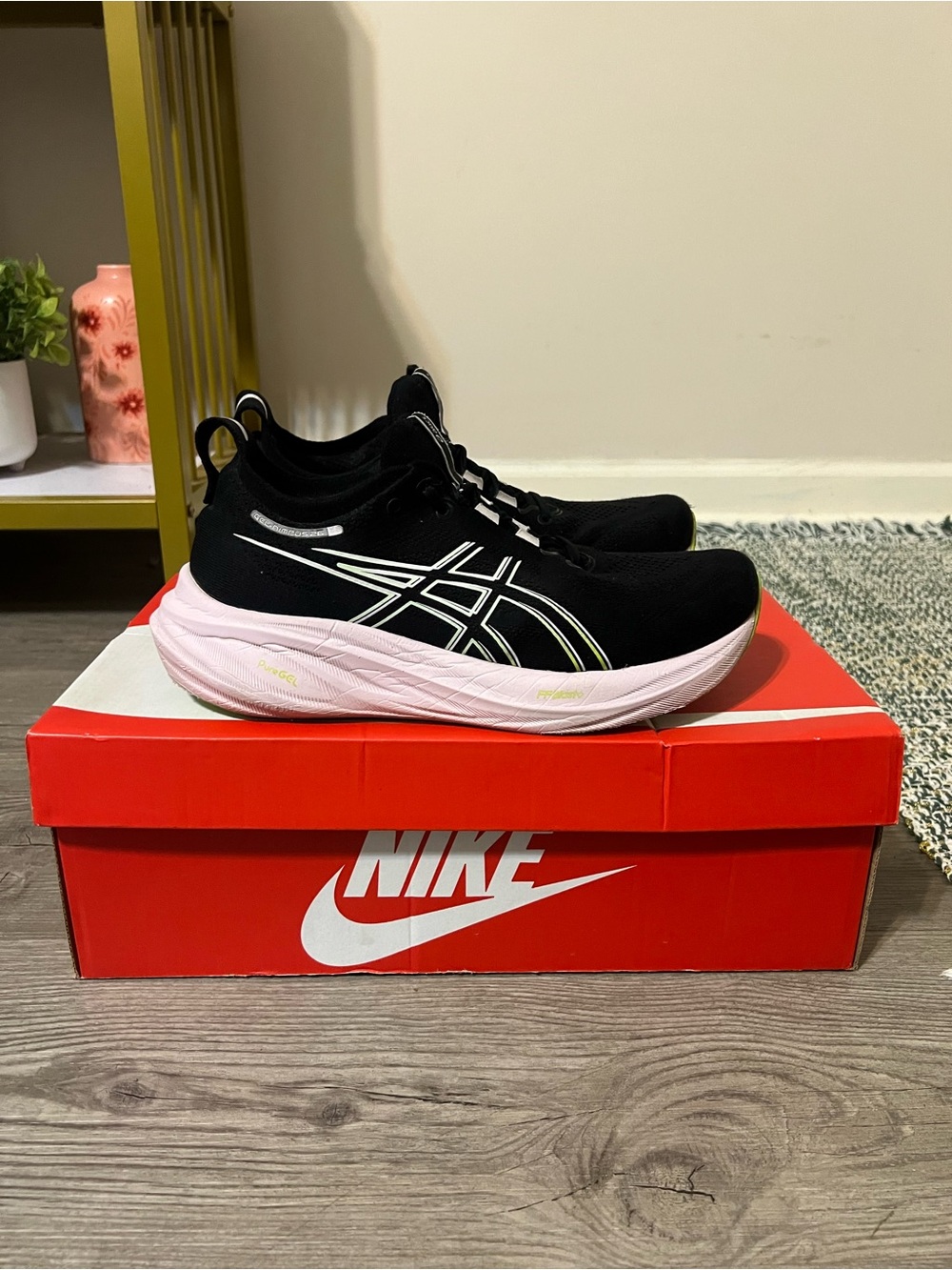 ASICS Women’s Gel-Nimbus 26 Black Neon Lime 1012B601-004